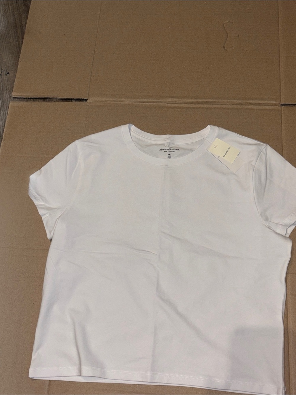 Abercrombie & Fitch White Short Sleeve Crew T-Shirt